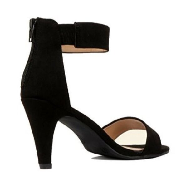 Black Suede Ankle Strap Heels‎ With Back Zipper Size 7.5 Guilty Shoes - Picture 7 of 12